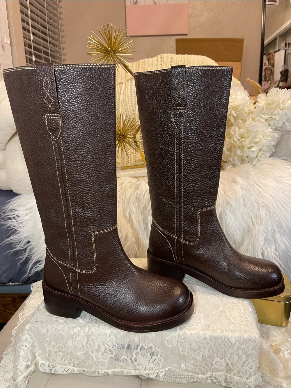 Free People EUC Blaze Pull-On Pebbled Leather Boots in Chocolate MSRP$298